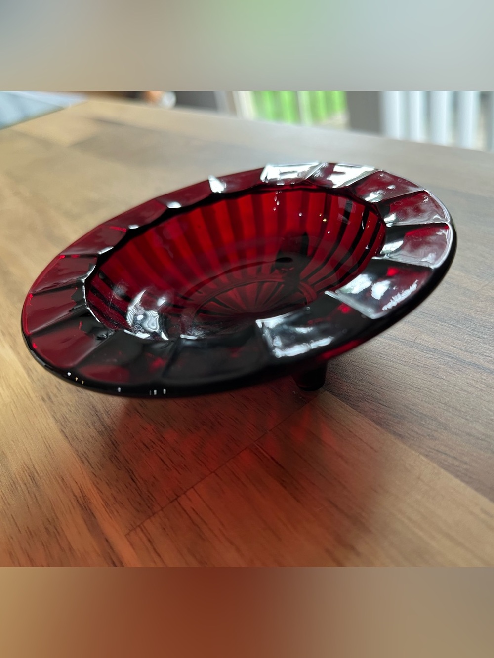 Mid Century Anchor Hocking Royal Ruby Red Footed Glass Ashtray, Vintage - Picture 1 of 7
